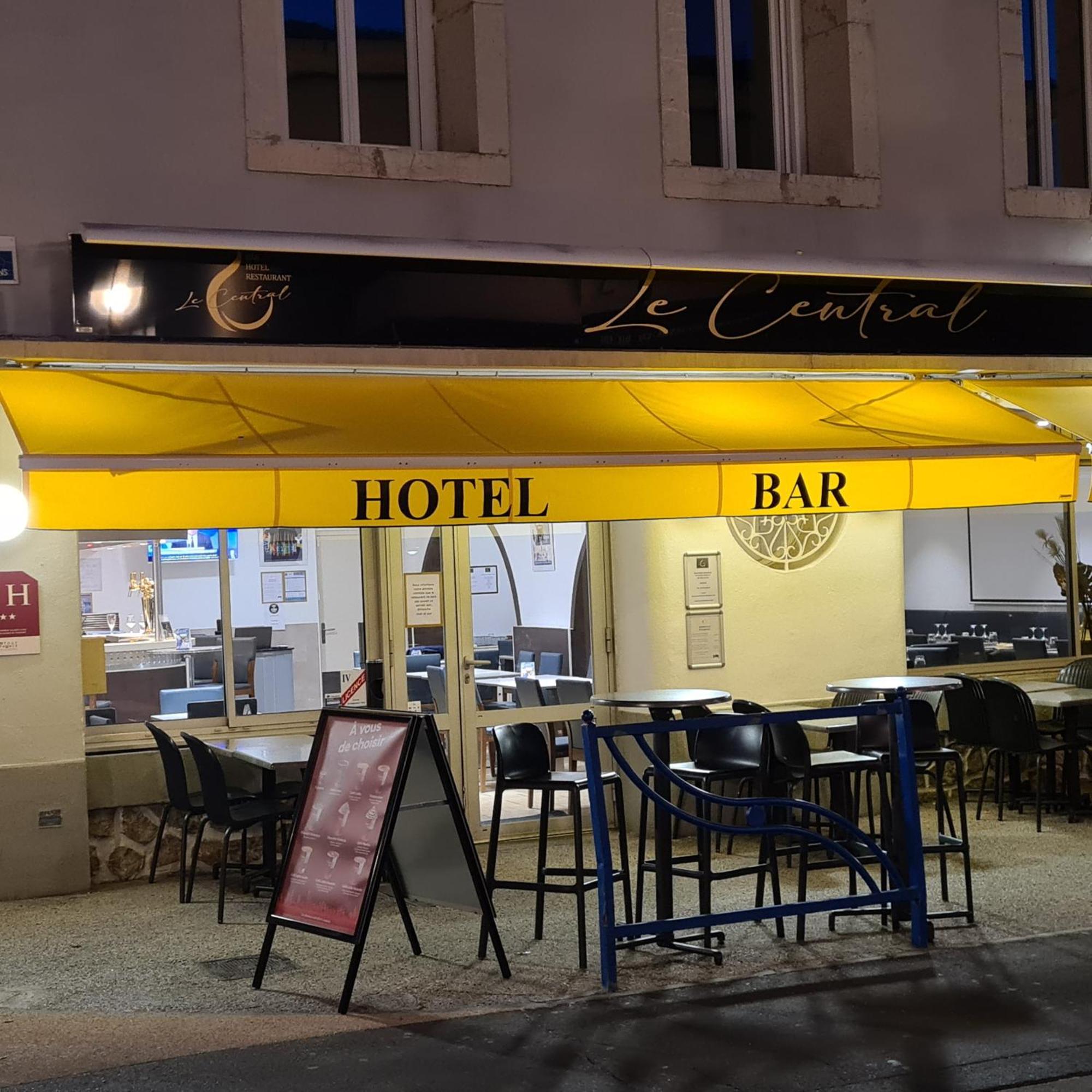 Le Central Hotel Bar Restaurant Balaruc-les-Bains Exterior photo